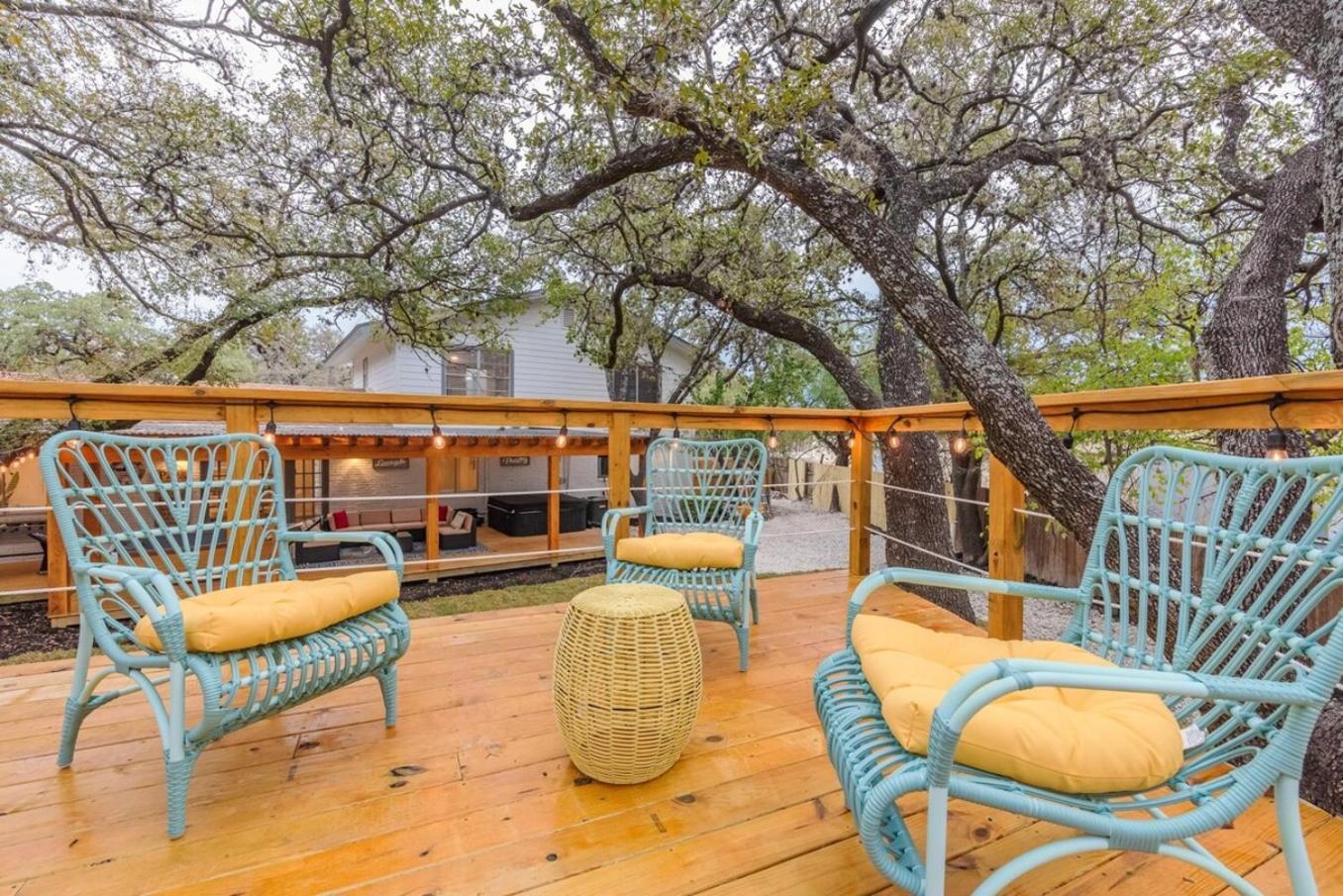 Luxurious Home With Hot Tub & Tree Deck By 6Flags San Antonio Exteriér fotografie